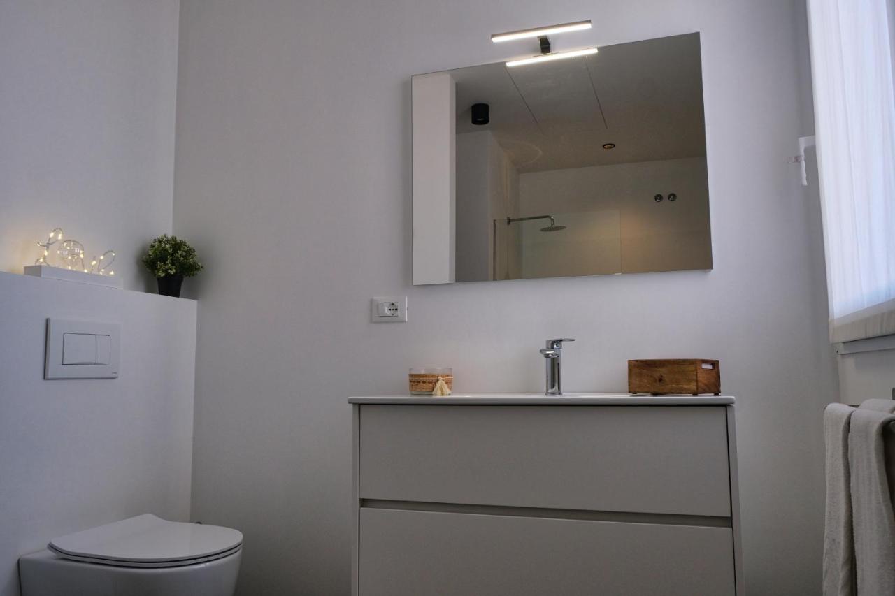 Amare Suite & Apartments Bellaria-Igea Marina Exteriör bild