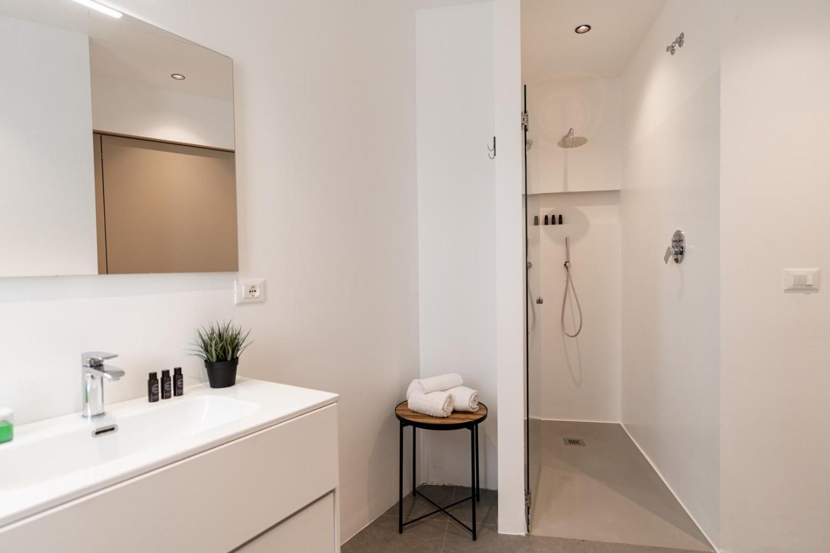 Amare Suite & Apartments Bellaria-Igea Marina Exteriör bild